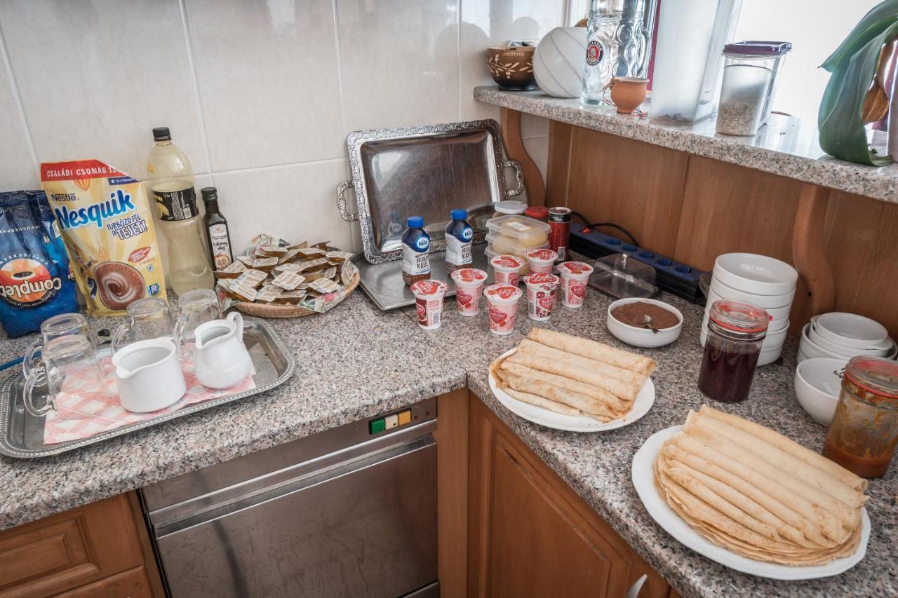 Kaiser Panzio Baja Esterno foto